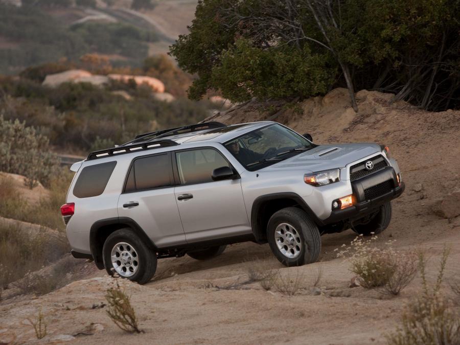  Toyota 4Runner Trail 2009 года  (фото 30 из 30)
